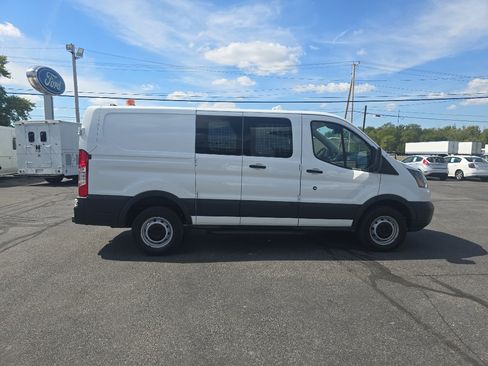 Used 2016 Ford Transit 250 Base image 5