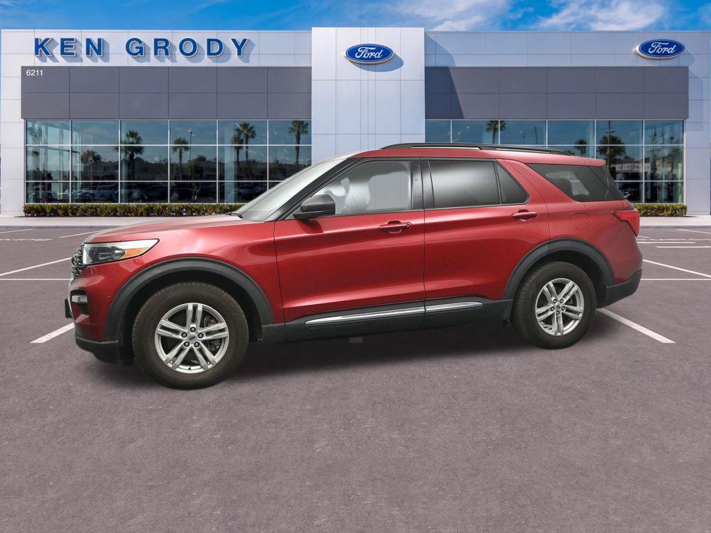 Used 2022 Ford Explorer XLT w/ Equipment Group 202A RWD image 9