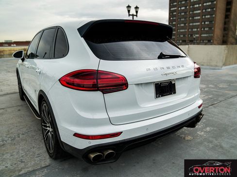 Used 2015 Porsche Cayenne S image 46