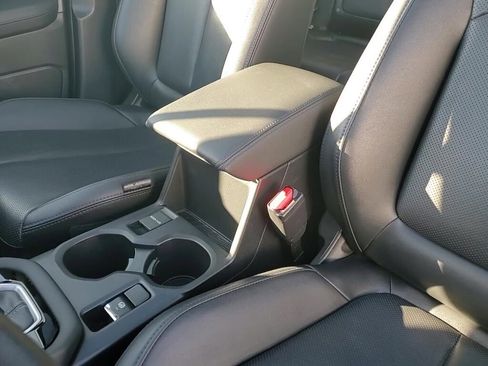 Certified 2025 Subaru Forester Limited image 20