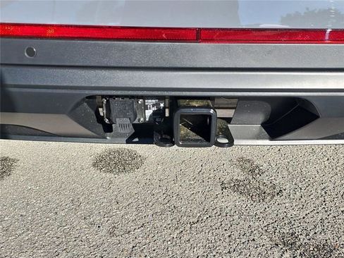 New 2026 Volkswagen Atlas SE image 5