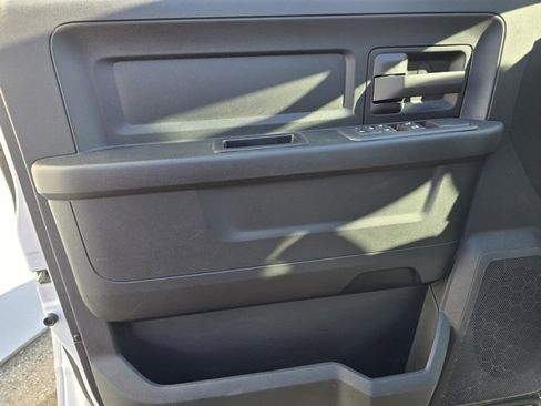 Used 2025 RAM 2500 Tradesman w/ Chrome Appearance Group image 20