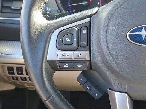 Used 2017 Subaru Outback 2.5i Premium image 22