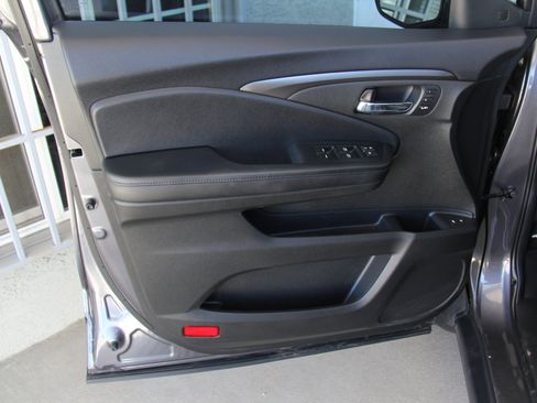 Used 2022 Honda Pilot EX-L image 21