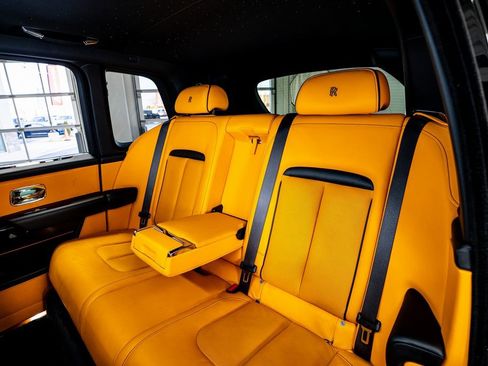 Used 2023 Rolls-Royce Cullinan image 66