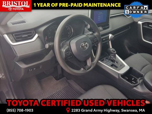 Used 2024 Toyota RAV4 XLE AWD/4WD image 16
