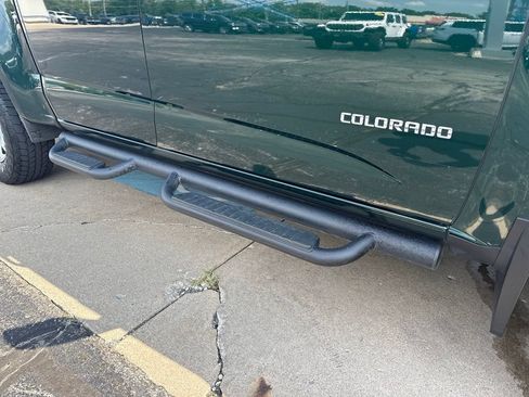 Used 2016 Chevrolet Colorado W/T w/ WT Convenience Package AWD/4WD image 6