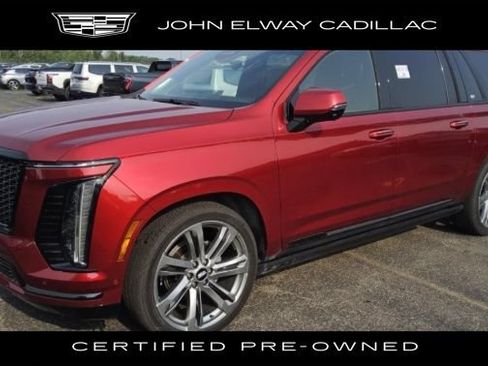 Used 2025 Cadillac Escalade ESV Sport Platinum AWD/4WD image 1