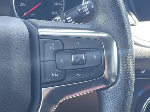 Used 2025 Chevrolet Blazer LT w/ Convenience Package FWD image 29