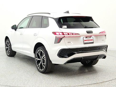 New 2026 Audi Q3 quattro 2.0T AWD/4WD image 7