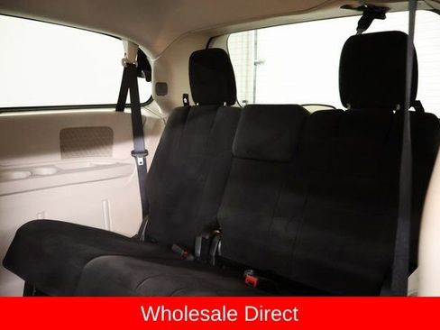 Used 2013 Dodge Grand Caravan SE image 23