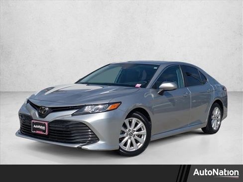 Used 2020 Toyota Camry LE w/ Carpet Mat Package image 1