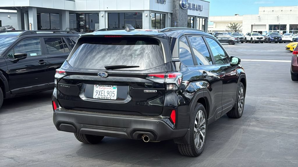 Certified 2025 Subaru Forester Touring AWD/4WD image 6