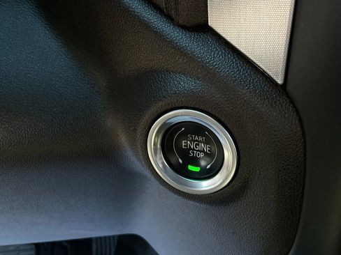 Used 2019 GMC Sierra 1500 SLT w/ SLT Premium Plus Package image 37