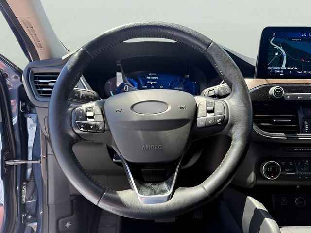 Used 2020 Ford Escape Titanium AWD/4WD image 16