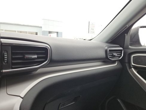 Used 2023 Ford Explorer XLT w/ Equipment Group 202A image 41