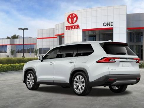 New 2026 Toyota Grand Highlander Limited image 7