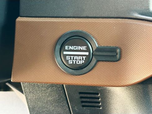 Used 2024 Ford Bronco Outer Banks image 38