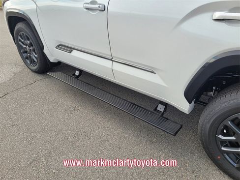 New 2026 Toyota Sequoia Platinum image 8