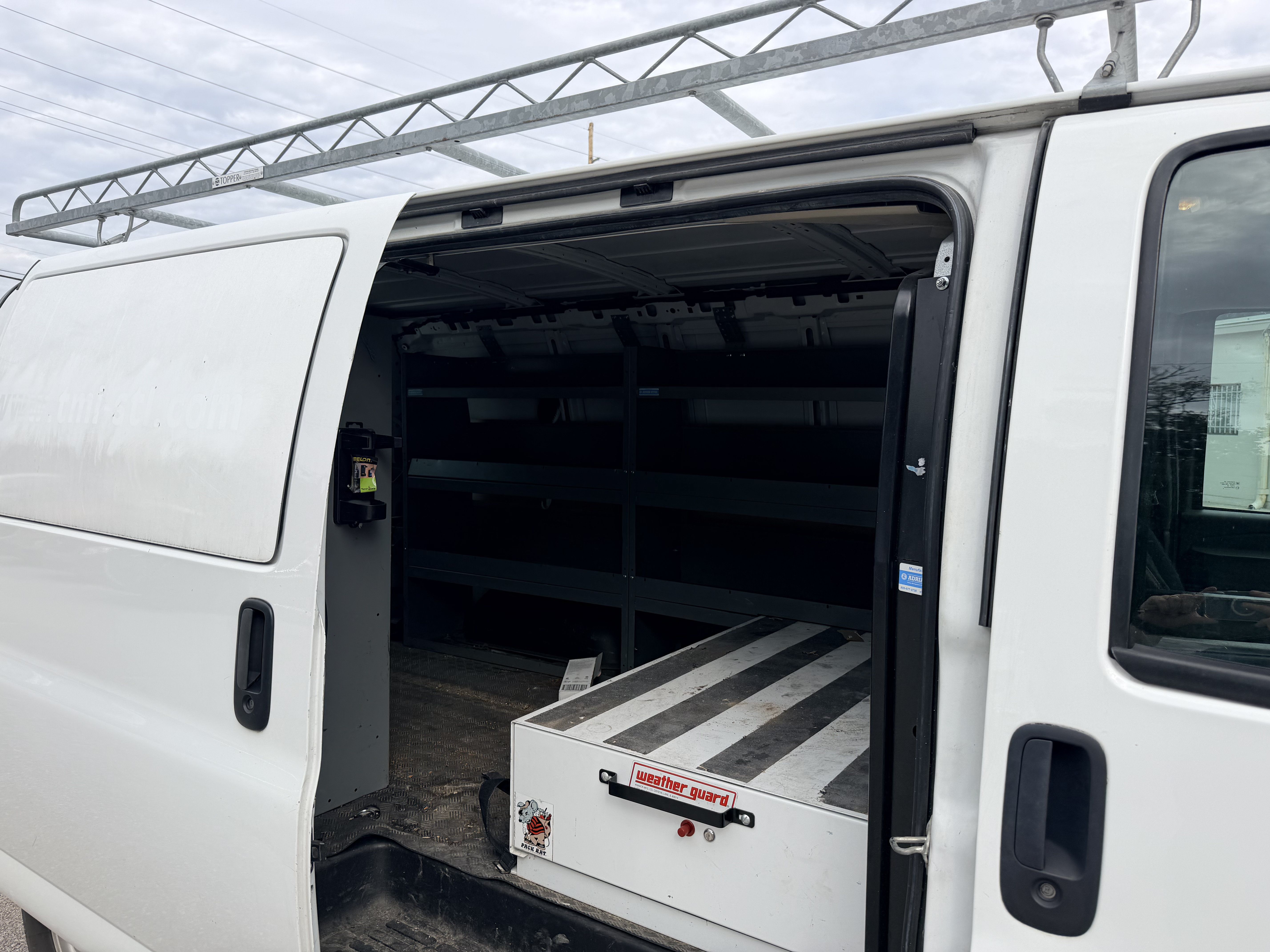 Used 2019 GMC Savana 2500 w/ Driver Convenience Package RWD image 8