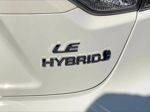 Used 2023 Toyota Corolla LE image 8