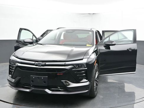 Used 2025 Chevrolet Blazer EV SS w/ Performance Package image 56