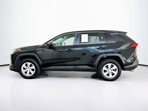 Used 2024 Toyota RAV4 LE image 4