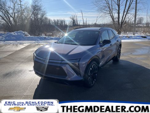 Used 2024 Chevrolet Blazer EV RS image 1