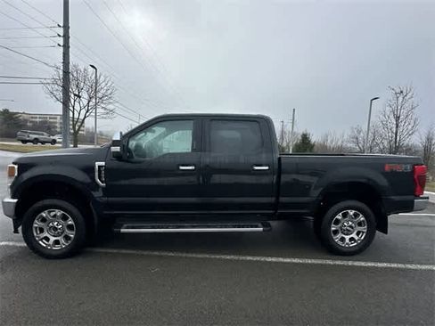 Used 2022 Ford F350 Lariat w/ Chrome Package image 2