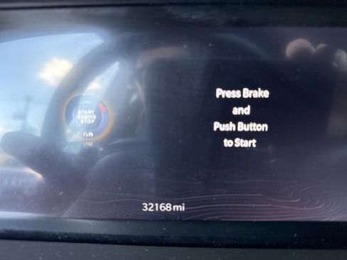 Used 2022 Jeep Grand Cherokee Limited image 13