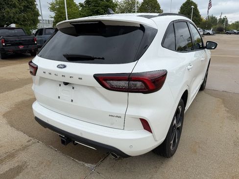 Used 2023 Ford Escape ST-Line Select w/ Tech Pack #2 AWD/4WD image 4
