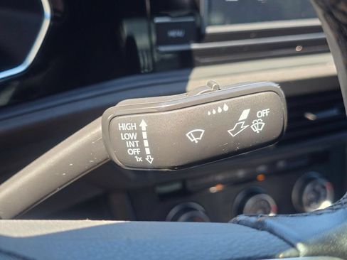 Used 2023 Volkswagen Jetta Sport FWD image 25