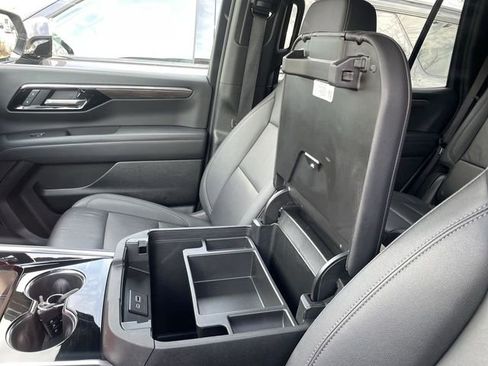 Used 2025 Chevrolet Tahoe Z71 AWD/4WD image 21