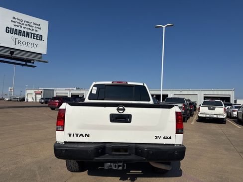 Used 2014 Nissan Titan SV w/ SV Value Truck Package image 14