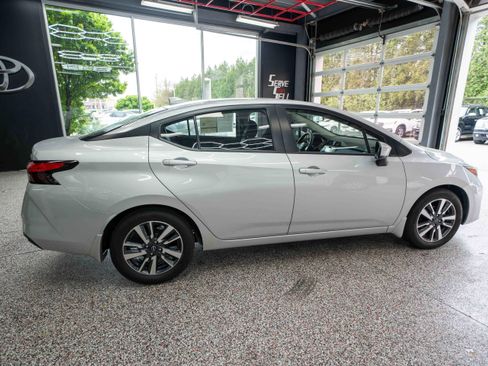 Used 2024 Nissan Versa SV w/ Trunk Package FWD image 4