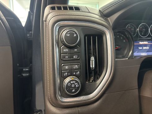 Used 2019 Chevrolet Silverado 1500 LTZ w/ LTZ Plus Package AWD/4WD image 16