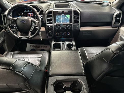 Used 2017 Ford F150 XLT w/ Equipment Group 302A Luxury image 26