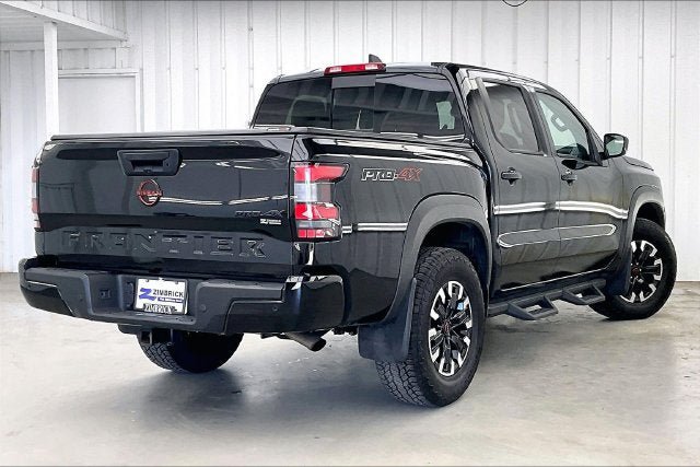 Used 2023 Nissan Frontier PRO-4X w/ Technology Package AWD/4WD image 12