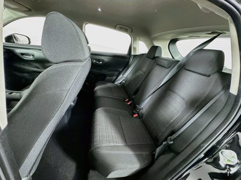 Certified 2024 Honda HR-V LX image 17