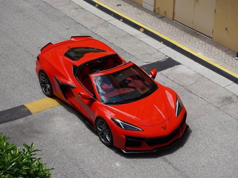 Used 2024 Chevrolet Corvette Z06 w/ Stealth Interior Trim Package image 57