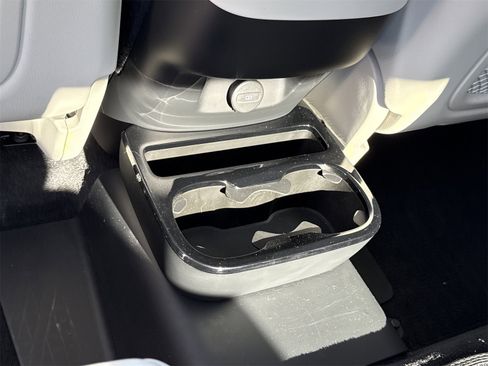 Used 2022 Volvo XC90 T6 Inscription w/ Advanced Package image 13