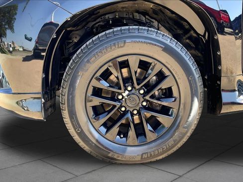 Used 2021 Lexus GX 460 Premium w/ Premium Package AWD/4WD image 10