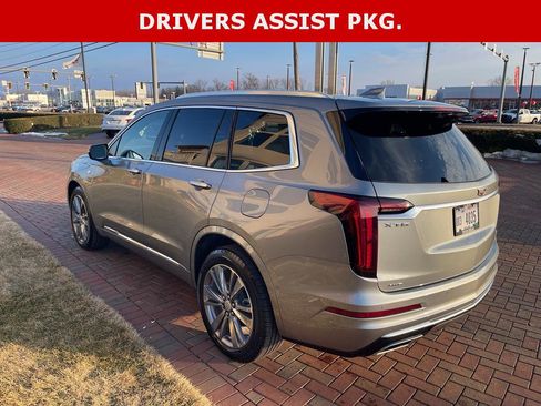 Used 2024 Cadillac XT6 Premium Luxury w/ Platinum Package image 9