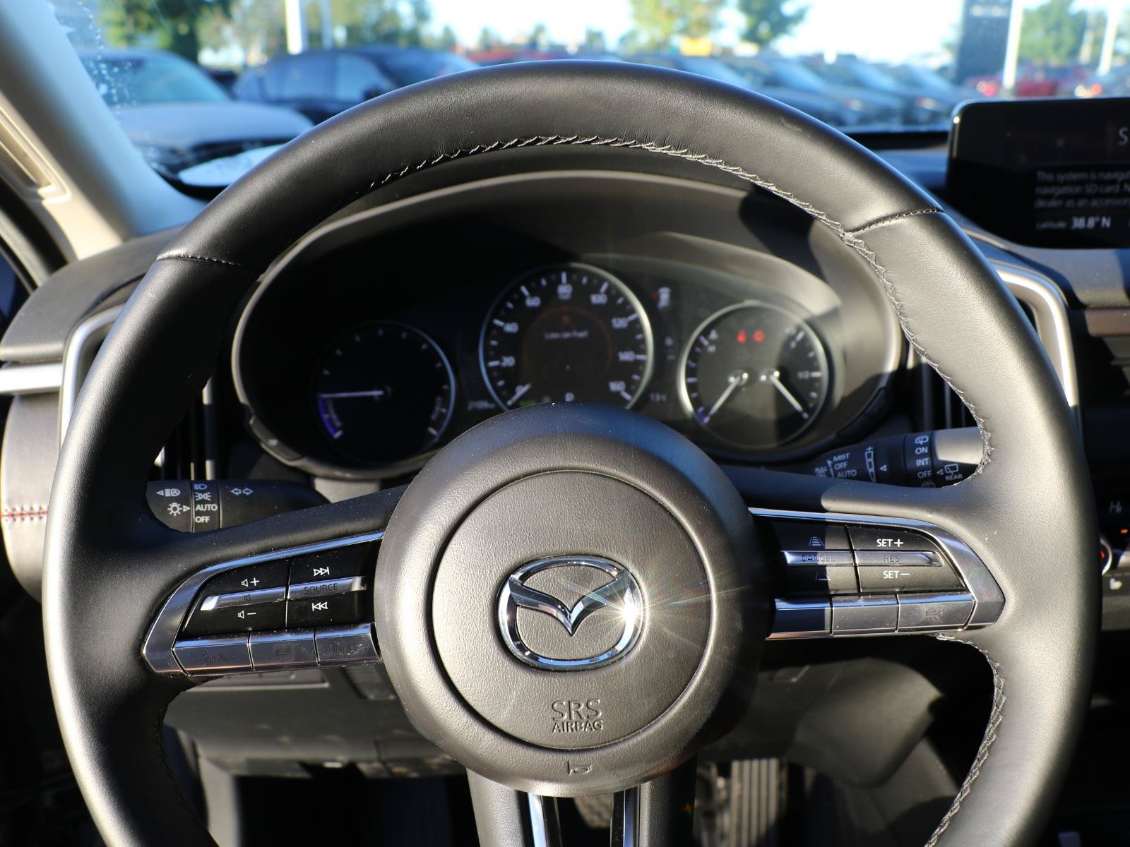 Certified 2026 MAZDA CX-50 AWD 2.5 Hybrid w/ Premium Pkg image 15