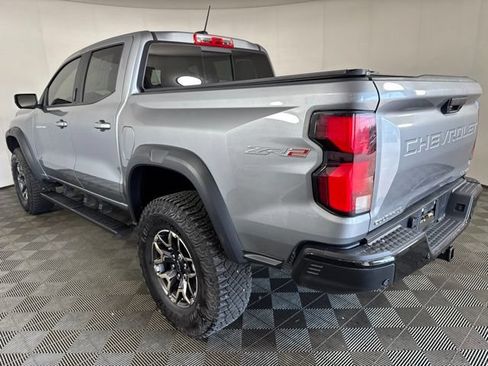 Used 2024 Chevrolet Colorado ZR2 w/ Technology Package AWD/4WD image 6