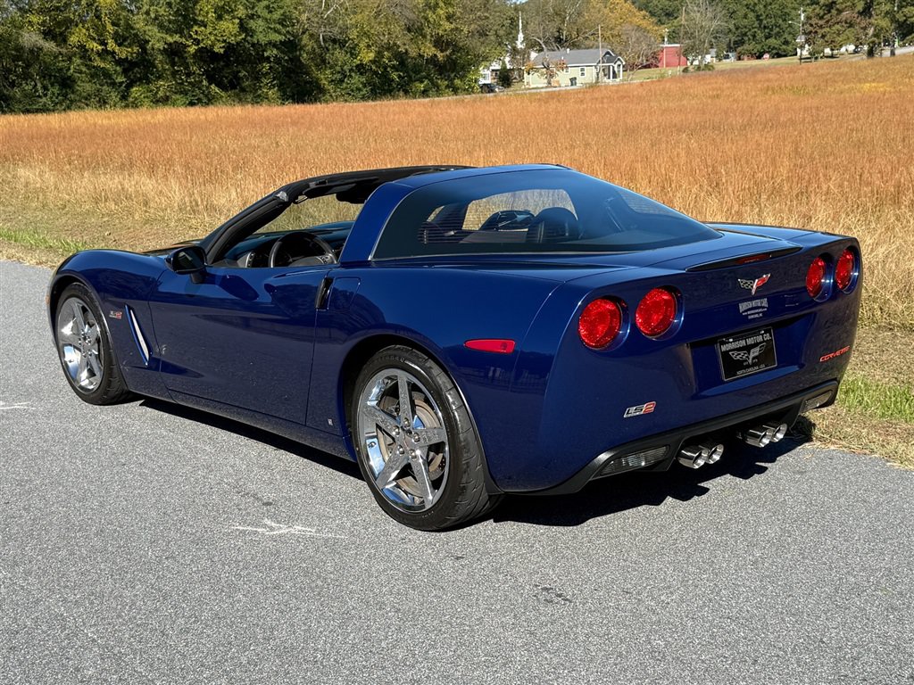 Used 2007 Chevrolet Corvette Coupe w/ Preferred Equipment Group RWD image 34