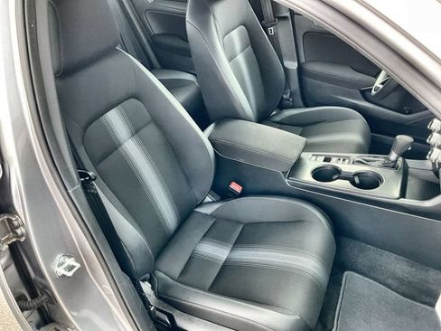 Used 2025 Honda Civic Sport image 31
