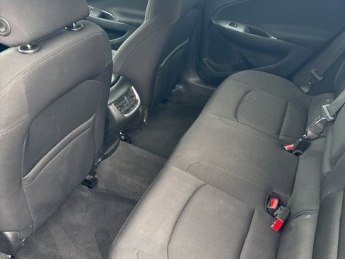 Used 2021 Chevrolet Malibu LT image 11