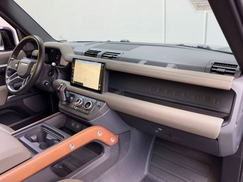 Used 2023 Land Rover Defender 110 X image 14