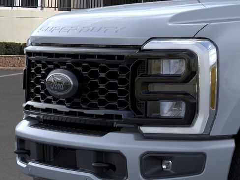 New 2026 Ford F350 Lariat w/ Black Appearance Package image 17